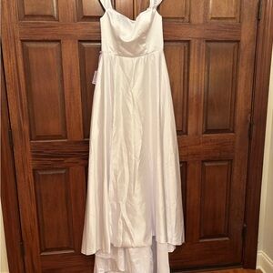 Elegant Ivory Bridal Gown